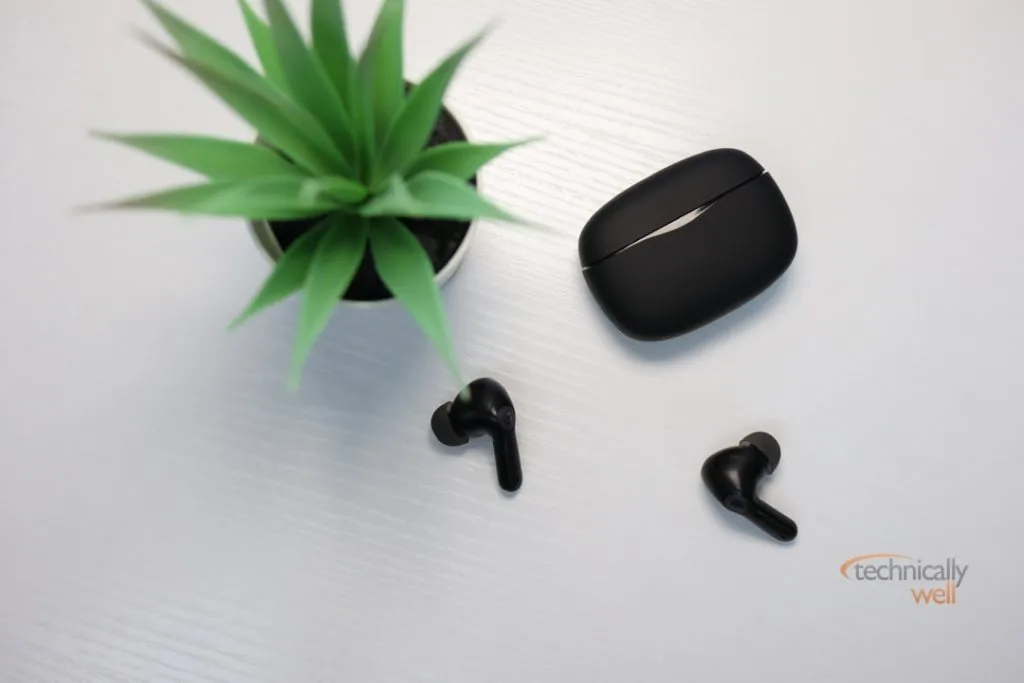 SOUNDPEETS Air3 Pro earbuds