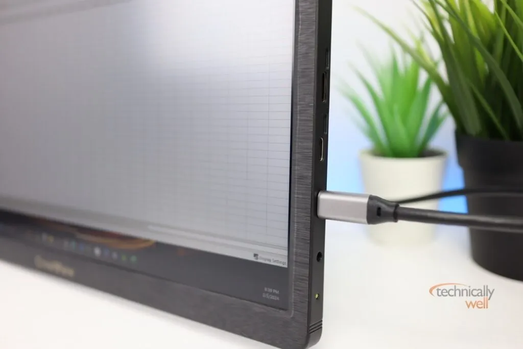 ELECROW Laptop Monitor CrowView inputs