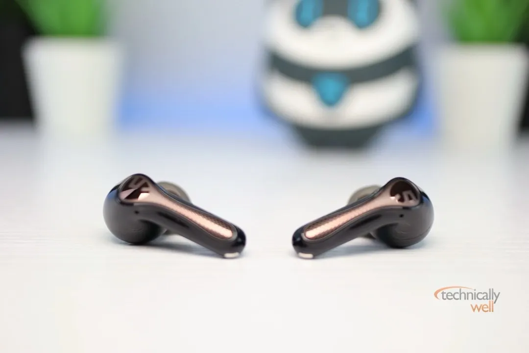 SoundPEATS Air5 Pro earbuds